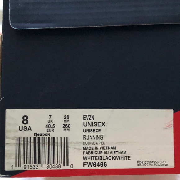 Reebok Running Shoes- BRAND NEW - Picture 5 of 5